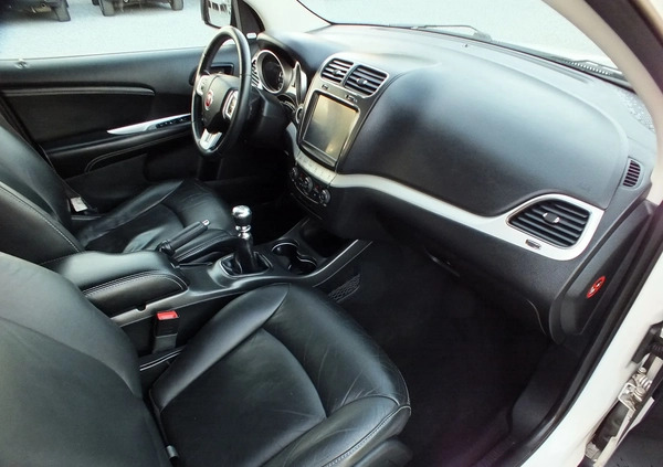Fiat Freemont cena 49900 przebieg: 168578, rok produkcji 2016 z Kańczuga małe 781